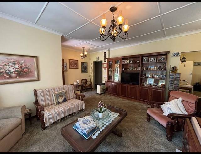 4 BEDROOM HOUSE FOR SALE IN FLORIDA PARK